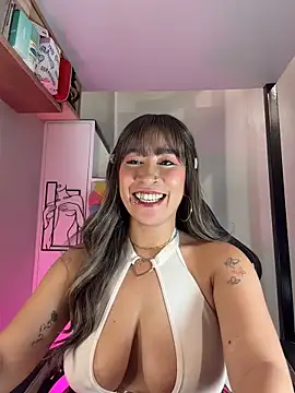 Webcam Model (AsianMilfSheryl)  is live.Free join now!