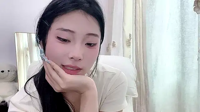 yiyibaby2026 - Yiyibaby2026's free webcam - UK Sex Cams