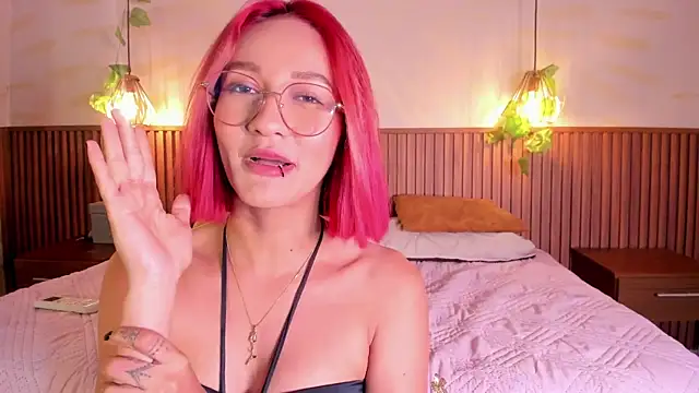 daphne_courtis webcam