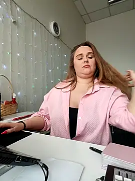 Juicy_PeachLux webcam