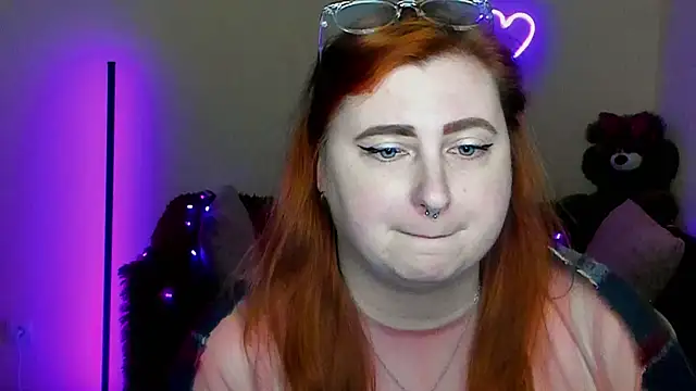 Alicia_love00 webcam