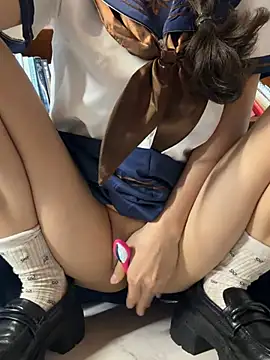 美女Fire-18在线直播