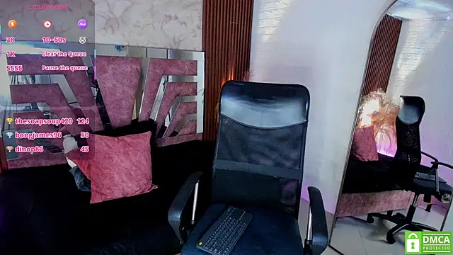 daphne_walton webcam