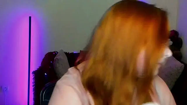 Alicia_love00 webcam