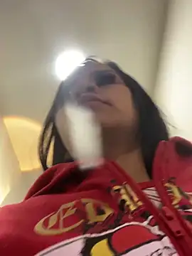 Lauraaa_pink18 webcam