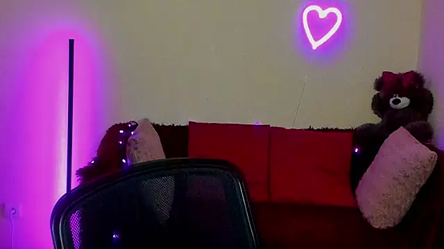 Alicia_love00 webcam