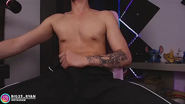 bigryann23 (M young) - SHOW COCK