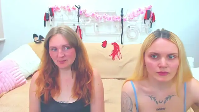 MagicEyess live sex cam