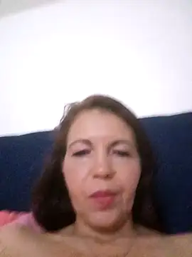 Webcam Model (celeste_kiss_)  is live.Free join now!