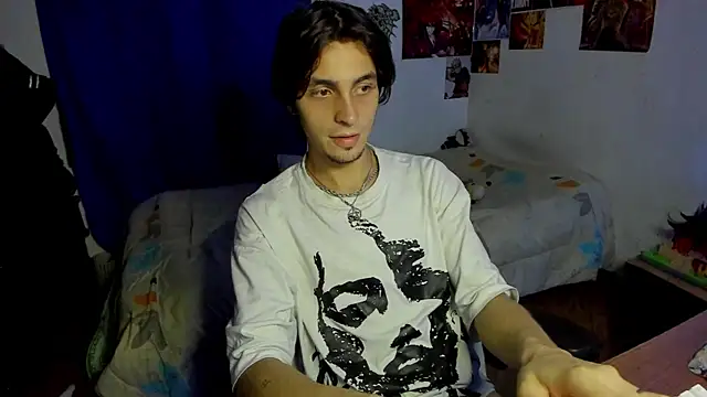 golden_ryyan - Golden_ryyan's free webcam - UK Sex Cams