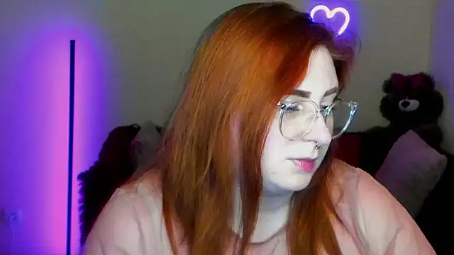 Alicia_love00 webcam