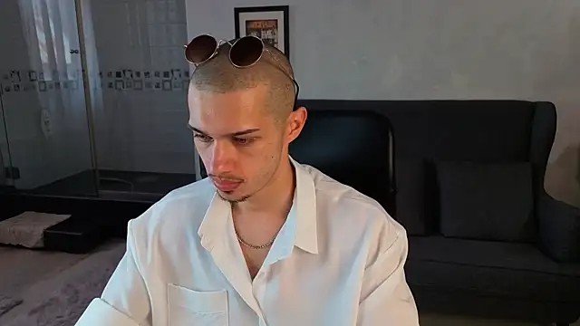 kaydendrew (M twink) - Shower AND Jerk OFF SHOW