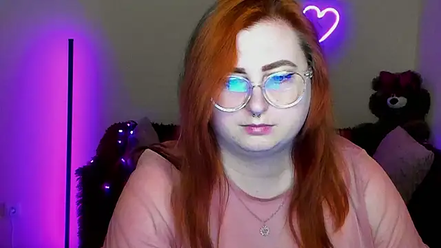 Alicia_love00 webcam