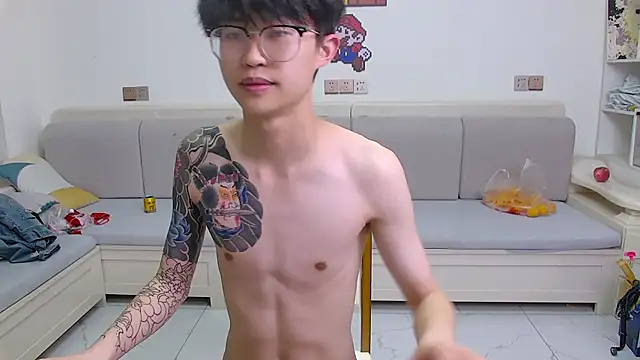 Chili-001's live cam