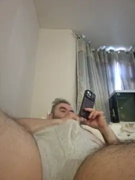 Big-Turkish-guy webcam