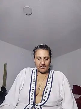 Merlyna_Goldenss webcam