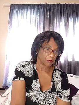 Hotgrannyx live sex cam