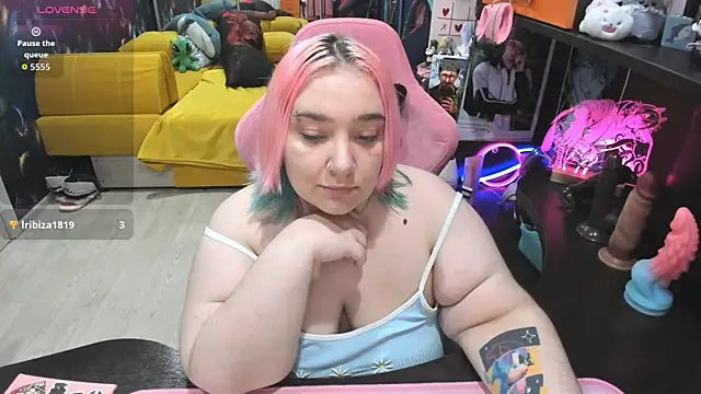 Softie_Sofy webcam