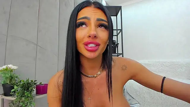 Britney_Charm_ webcam