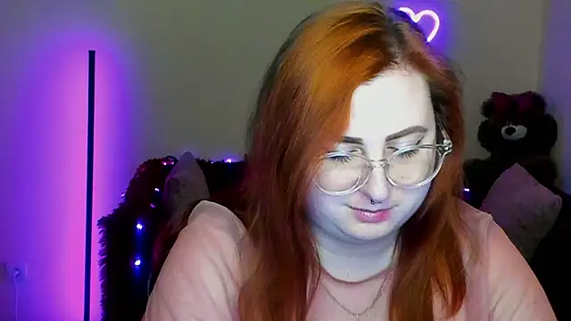 Alicia_love00 webcam