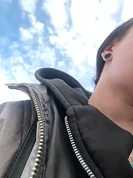 AlishaOfThorns webcam