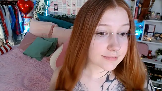 Ayla_Hicks webcam