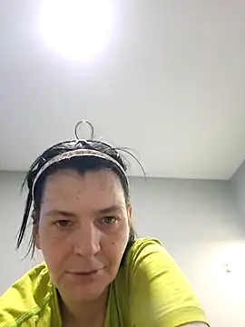 roksa2026 (F milf) - fingering pussy