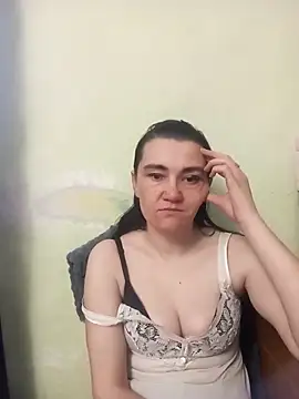 Webcam Model (AlissaSecret)  is live.Free join now!