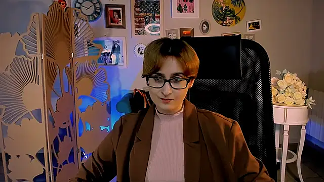 LixeLuna live sex cam