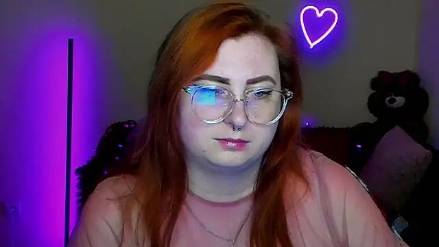 alicia_love00 - Alicia_love00's free webcam - UK Sex Cams