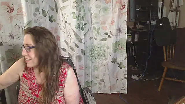 Ireallysquirt live sex cam