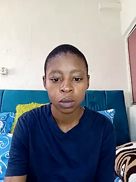 SweetSlenderChoc webcam