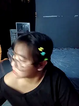 _WetKittyPussy_sw816 webcam