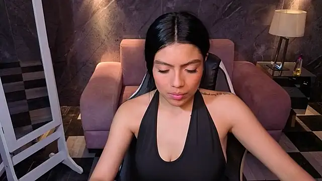 _Charlottee_b webcam