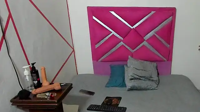 stNatashaBrunette webcam