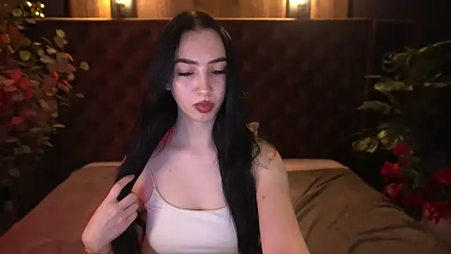 WildKittenX_ live sex cam