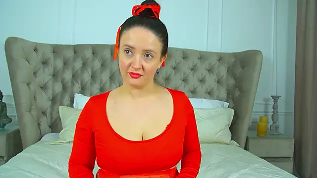 ElinaBellucci webcam