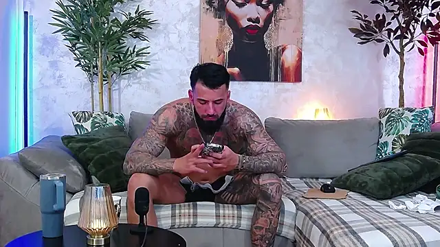 masterkingofmusclee webcam