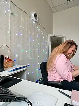 Juicy_PeachLux webcam