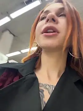 RosieSecret's live cam