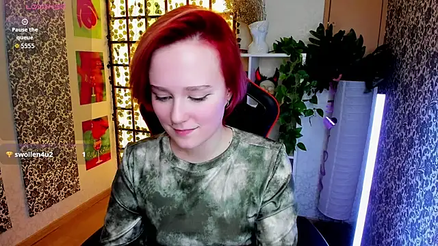 Ellie_Heavenly webcam