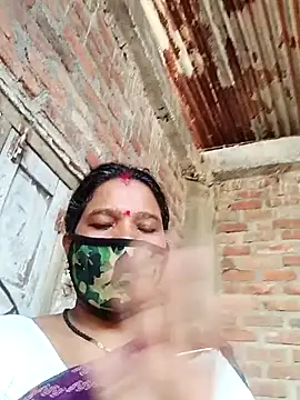 Kirti_sacsena webcam