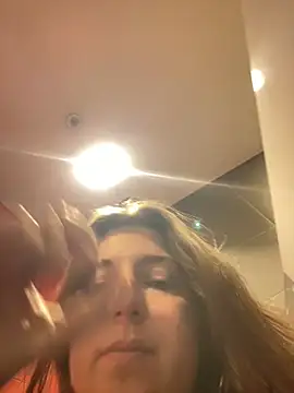 kate_nicepops999114 webcam