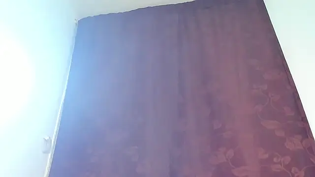 venus_dreams_ webcam