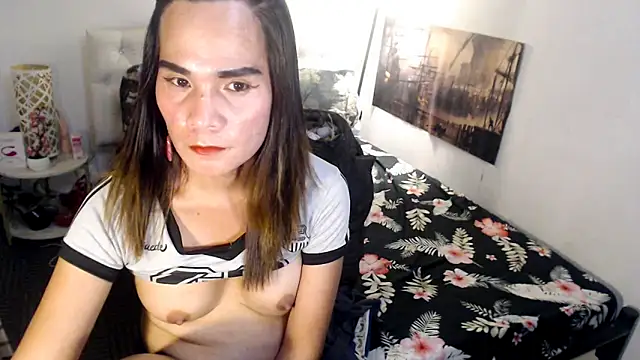 NinaDOM4CUM live sex cam