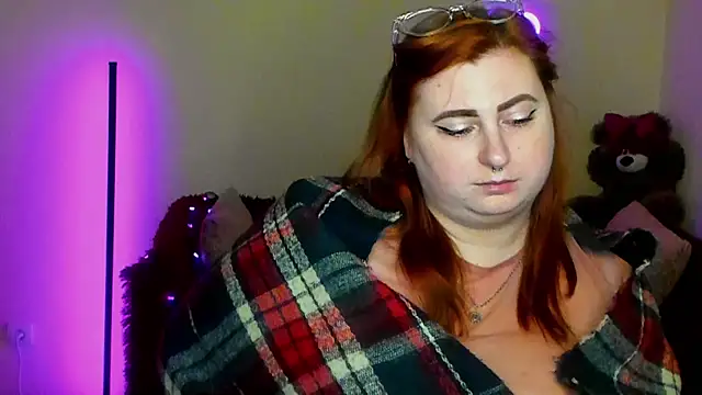 Alicia_love00 webcam