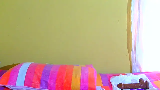 Augustine-Blooomxx webcam