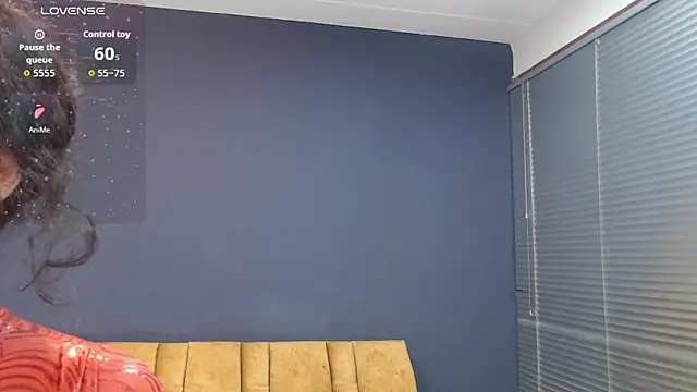 KendraaSimons webcam