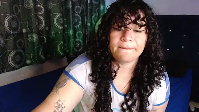 ANGELIQUE_KLANE webcam