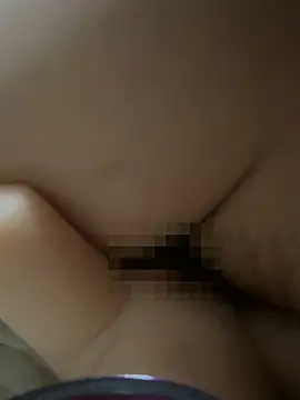 DONGBEIDIYIYINWA live sex cam